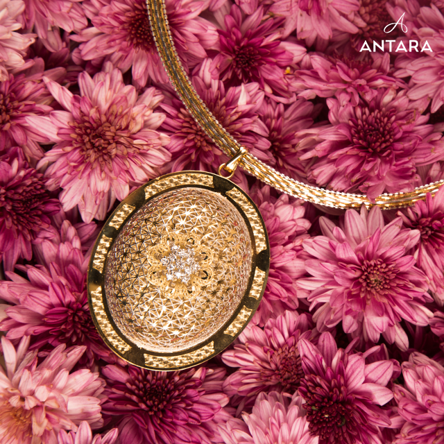 #GoldJewellerySet #WeddingJewellerySet #IndianJewellery #Goldjewellery #HallmarkedGold #Hallmarkedjewellery #BeautifulIndianJewellery #AntaraJewellery #GoldNecklace #Goldset #Dadar #Borivali